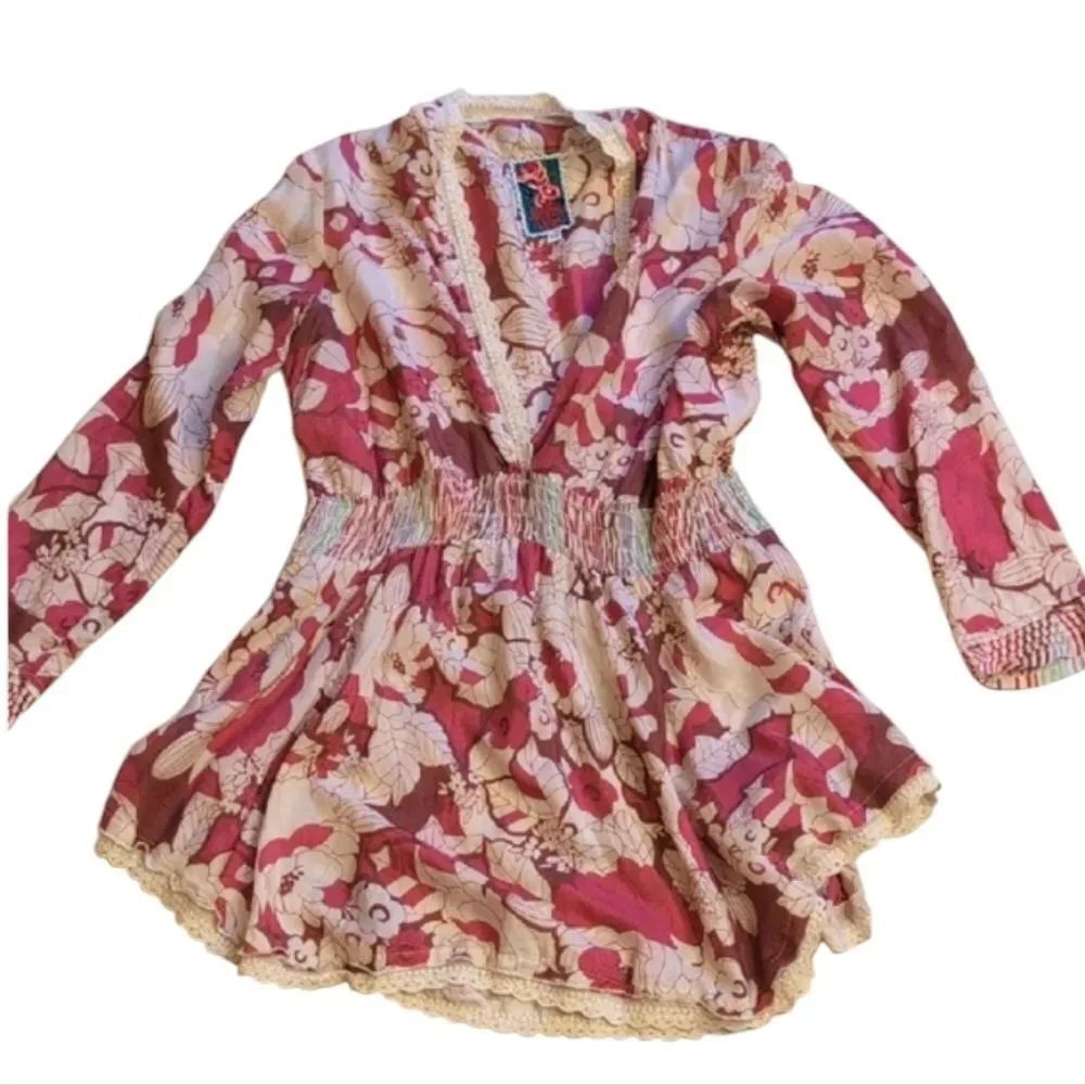 Johnny Was Silk Long Sleeve Blouse V Neck Pink Cream Elastic Waist Size XS